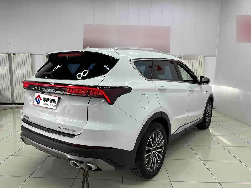 JETOUR X70 PLUS 2023 1.5T DCT Brave PLUS 7-seater photo