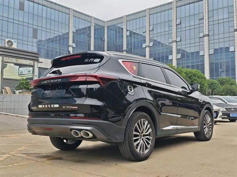 JETOUR X70 PLUS 2023 1.5T DCT Brave PLUS 5-seater photo