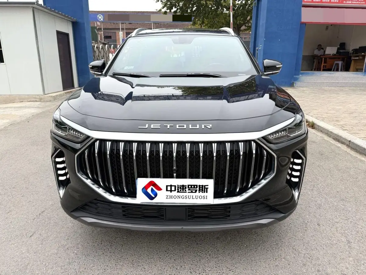 JETOUR X70 PLUS 2023 1.6T DCT Powerful 5-seater photo