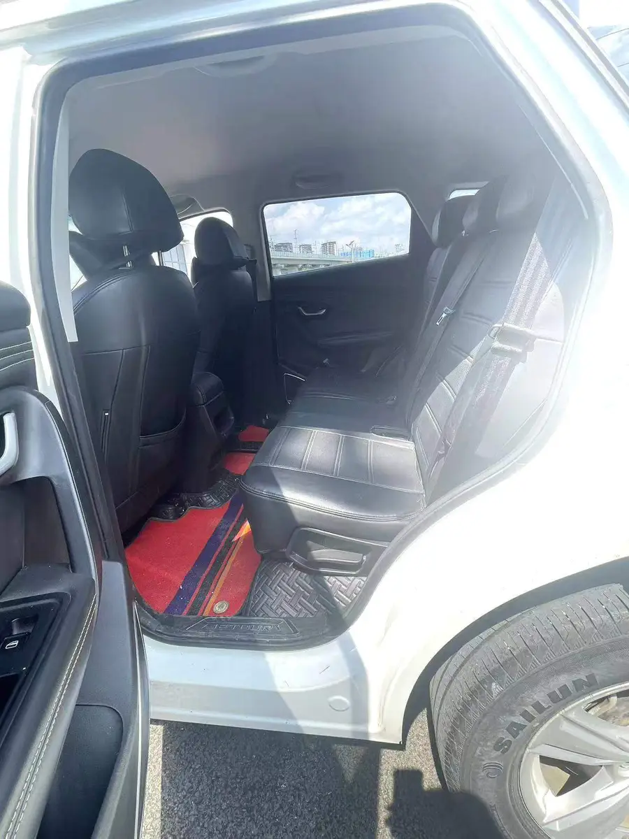 JETOUR X70M 2021 1.5T Manual Urban Companion 5-seater photo