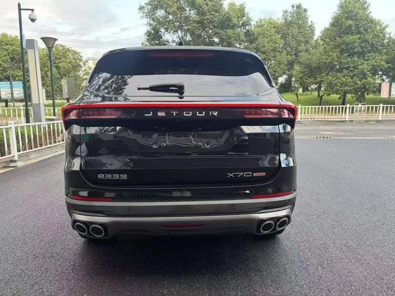 JETOUR X70 PLUS 2024 Champion Edition 1.5T DCT Champion PRO 5-seater photo
