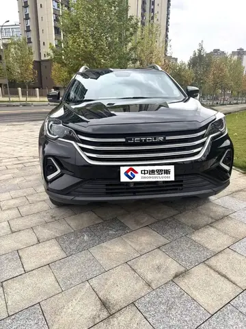 JETOUR X70M 2020 Model 1.5T Manual Elite Partner 5 Seater photo