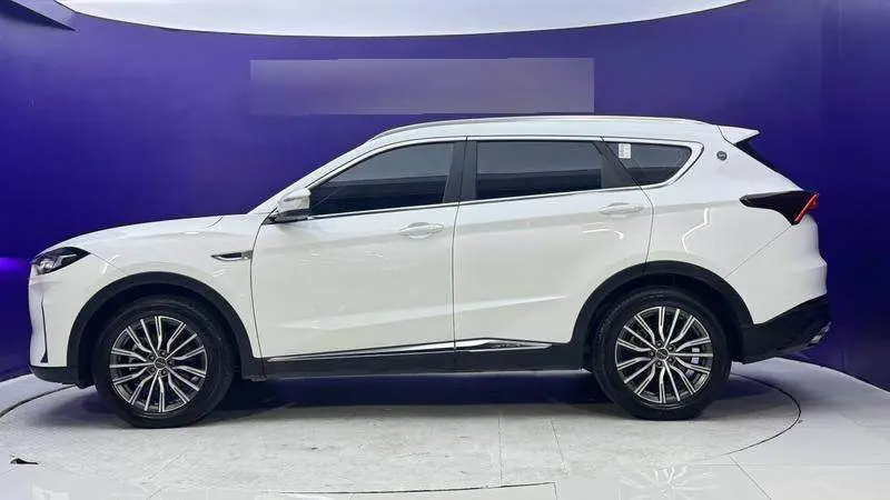 JETOUR X70 PLUS 2023 1.5T DCT Brave PLUS 7-seater photo
