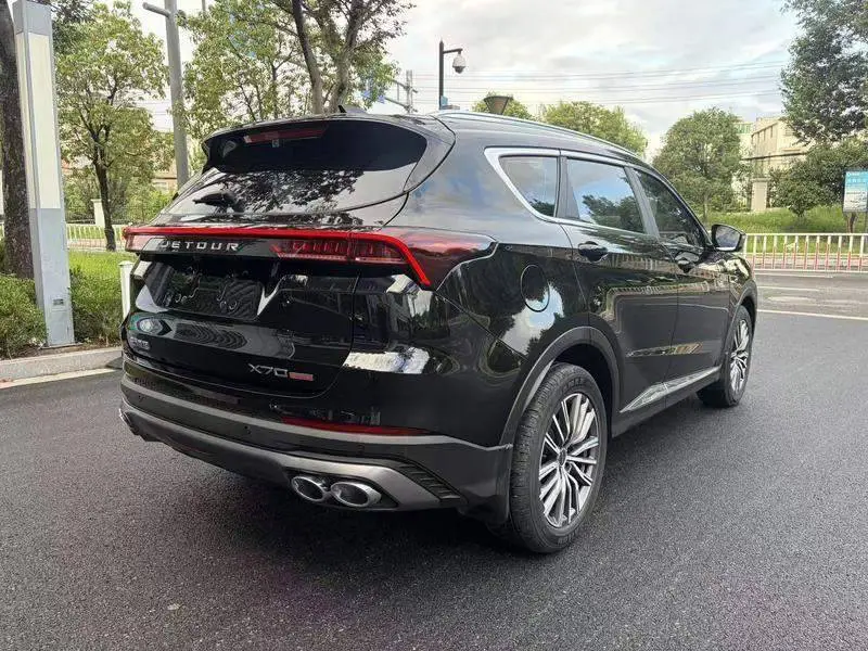 JETOUR X70 PLUS 2024 Champion Edition 1.5T DCT Champion PRO 5-seater photo