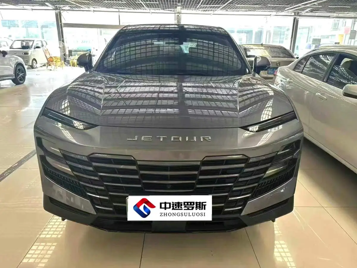 JETOUR i-DM 2022 1.5T DHT Lightning 01