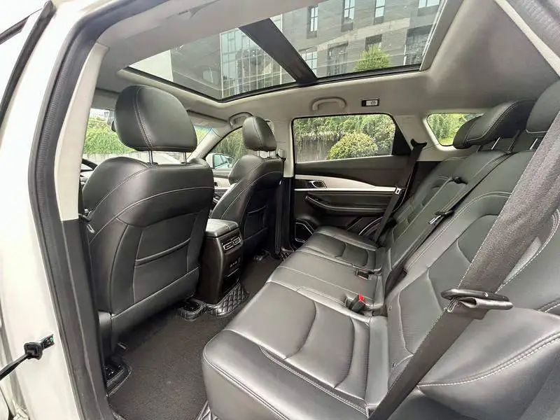 Jetour X70 2020 1.5T DCT Joy Edition 5-seater photo