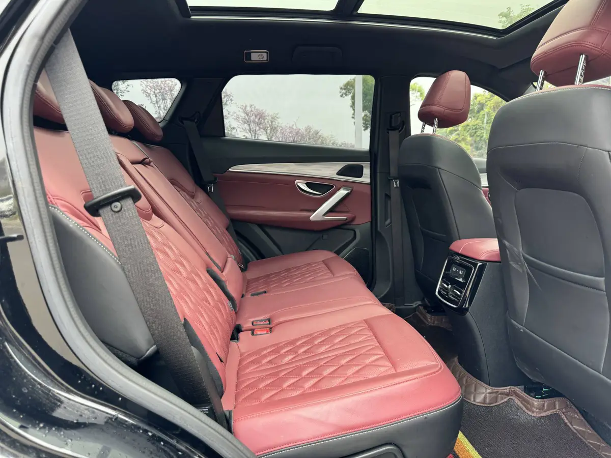 JETOUR X70 PLUS 2023 1.6T DCT Powerful 5-seater photo