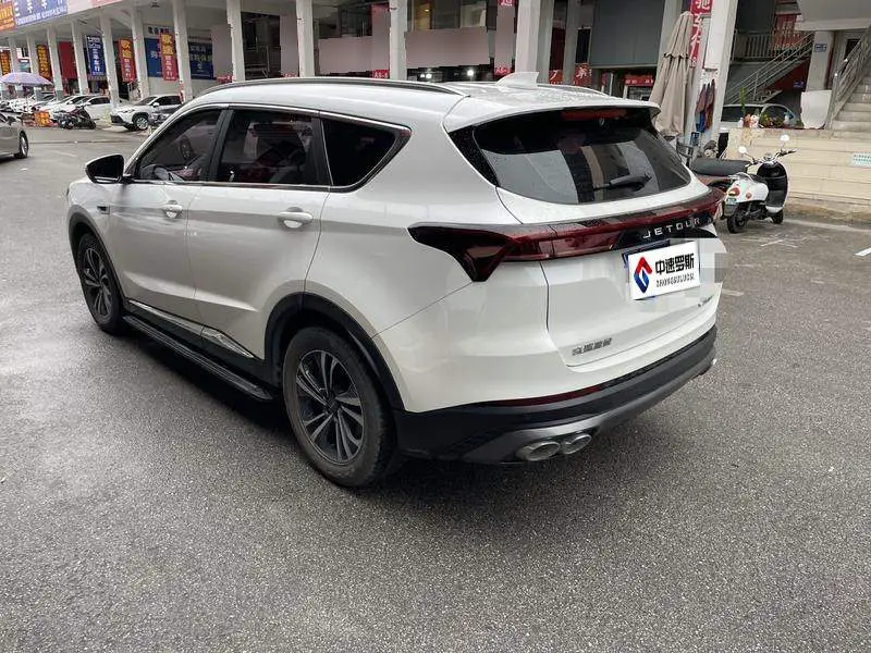 JETOUR X70 PLUS 2021 1.5T DCT 7-seater photo