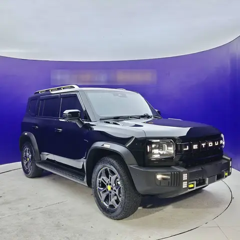 Jetour Traveler 2025 2.0T 4WD 200,000 Commemorative Edition photo