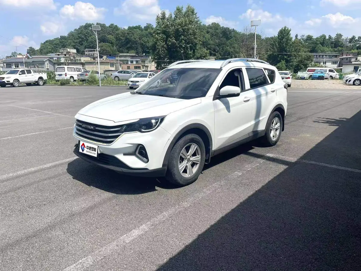JETOUR X70M 2021 1.5T Manual Urban Companion 5-seater photo