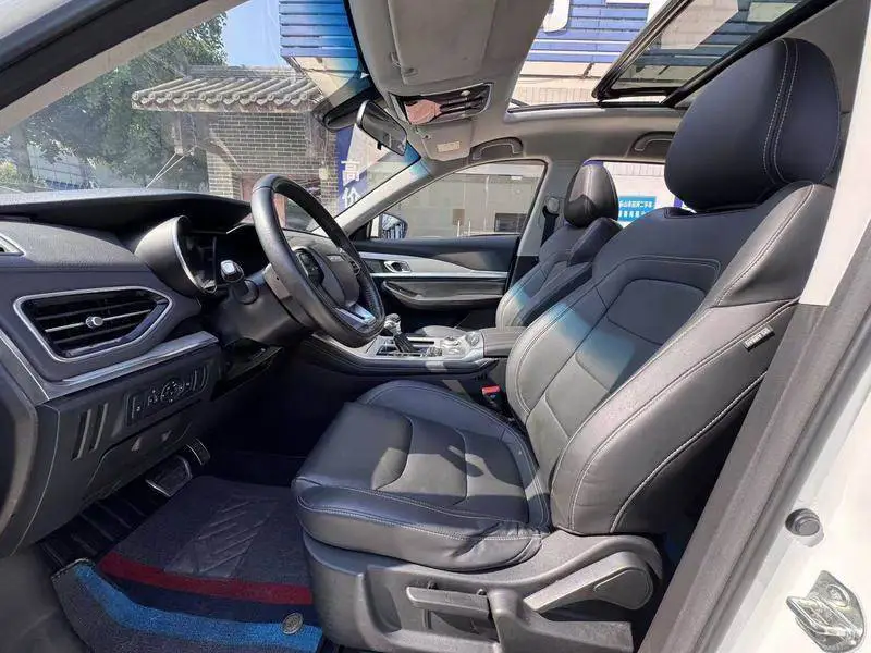 Jetour X70 2021 1.5T DCT Special Edition II 7-seater photo