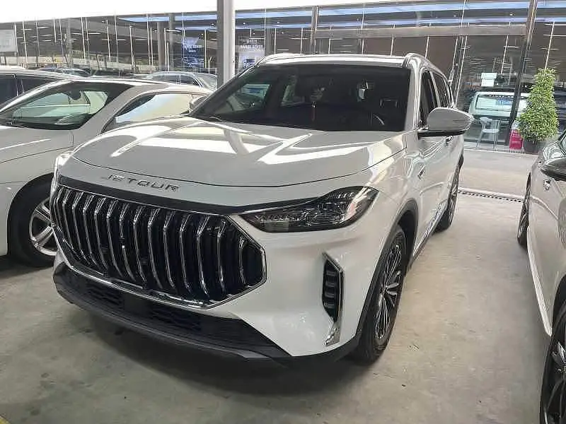 JETOUR X70 PLUS 2023 1.5T Manual Brave PRO 7 Seaters