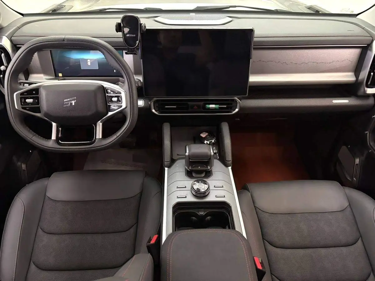 Jetour Traveler 2023 1.5T 2WD Discovery PRO photo