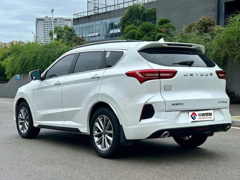 Jetour X70 2020 1.5T DCT Joy Edition 5-seater photo
