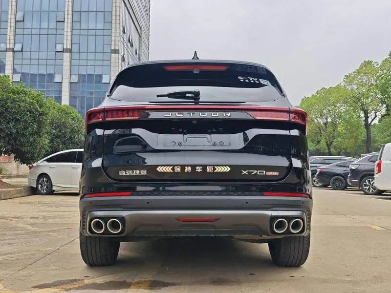 JETOUR X70 PLUS 2023 1.5T DCT Brave PLUS 5-seater photo